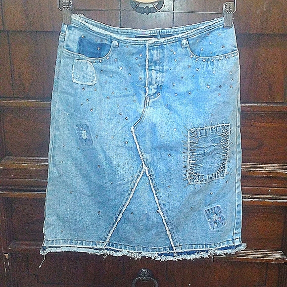 Vintage Express Jeans Bedazzled Distressed Denim Skirt - Picture 1 of 4
